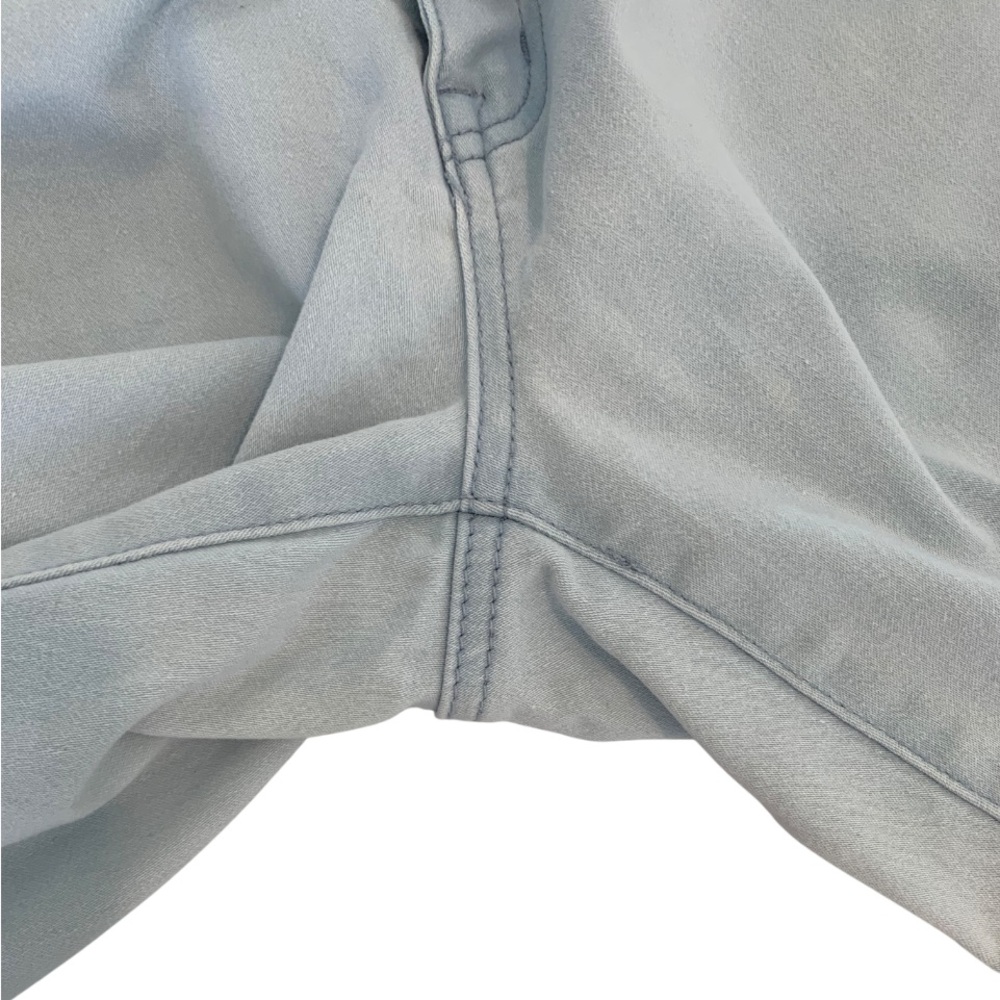 FOREVER 21 Jeans Blue Denim Light Wash Mid Rise Casual Cuffed Hem Women’s 30 - Picture 10 of 15
